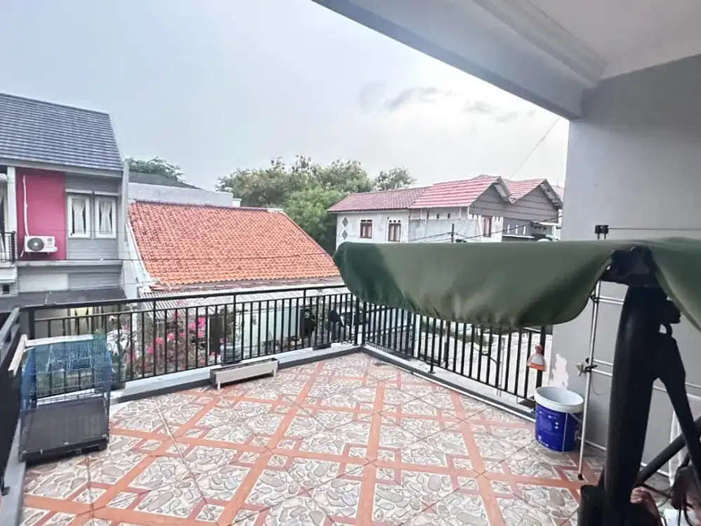 Rumah Pondok Bambu luas 117mtr nyaman dekat BKT Taman Besar