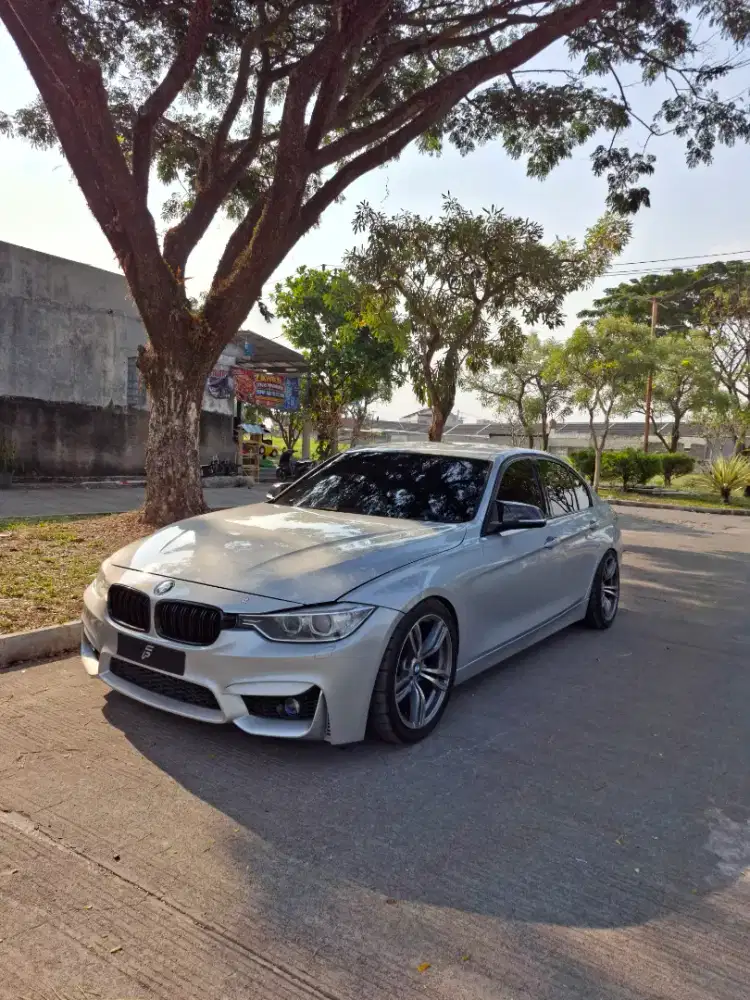 BMW F30 MODIF mulus