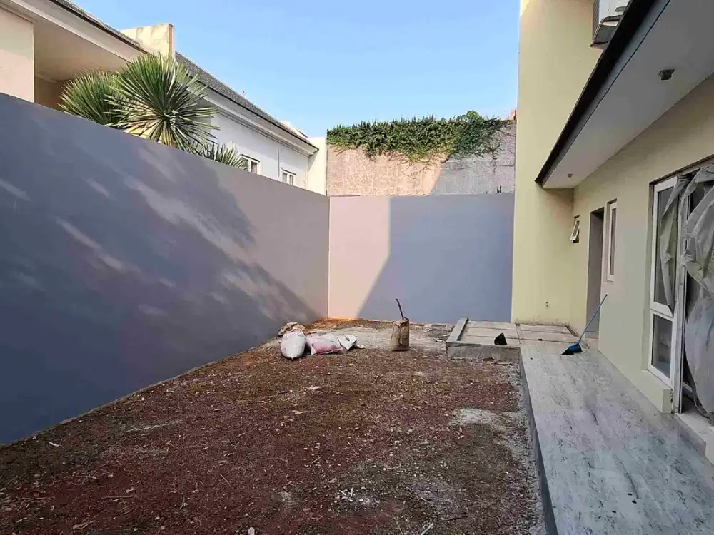 Rumah Murah 2 Lantai Sudah Renovasi di Cluster Baru, Dekat Mal!
