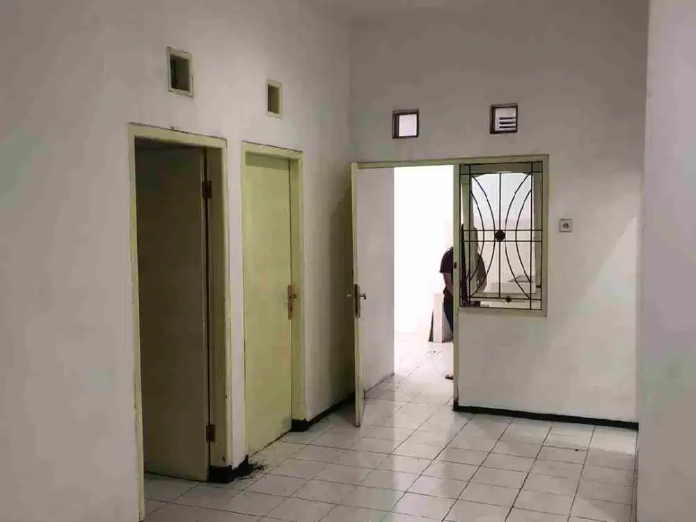 DIJUAL RUMAH PERMATA SAFIRA MURAH LOKASI BAGUS BU JUAL CEPAT MURAH HITUNG TANAH