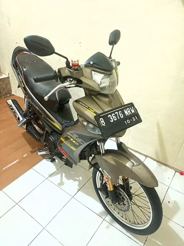 Vega ZR 2011 Lengkap
Aki BARU Stater HIDUP
Mesin SEHAT,,HALUS KERING