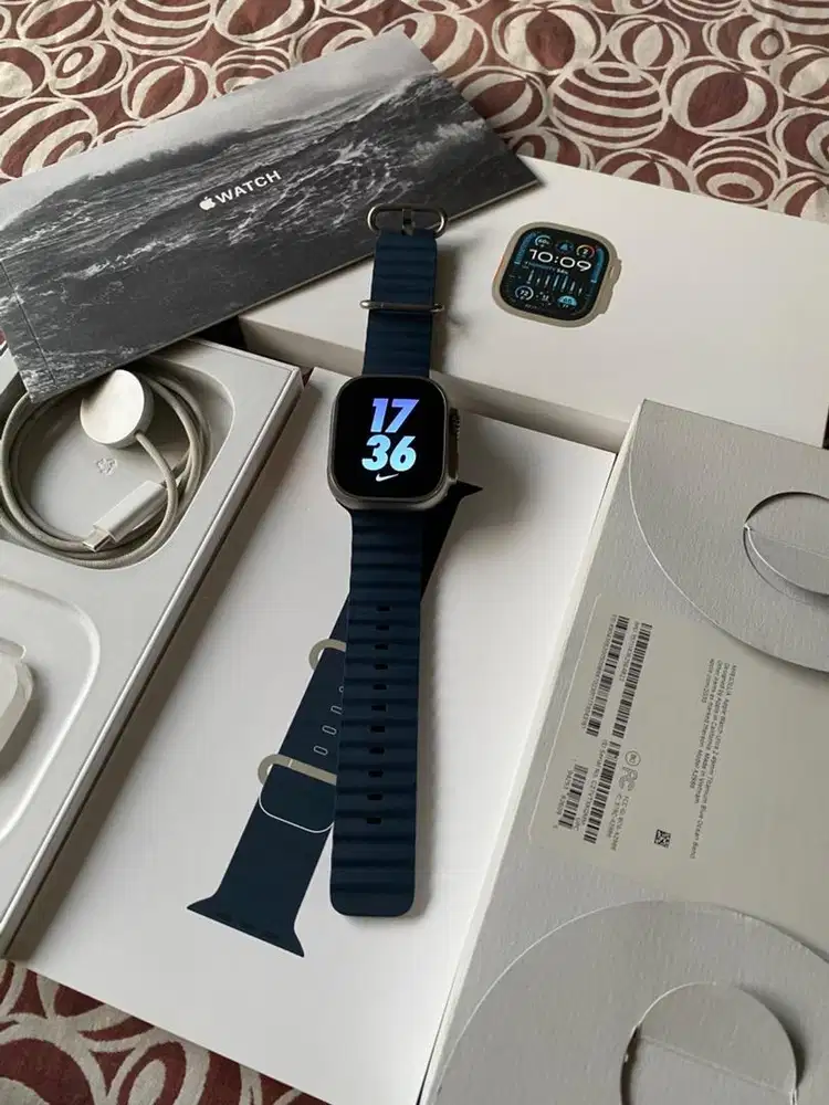 Apple Watch Ultra 2 49mm Titanium Blue Ocean