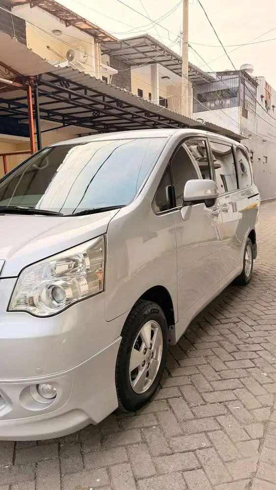 Toyota Nav1 2013 Bensin