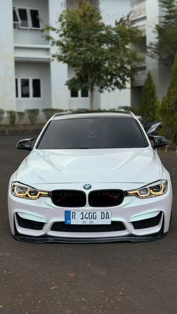 BMW 320i F30 2015 facelift convert M3 F80 1:1