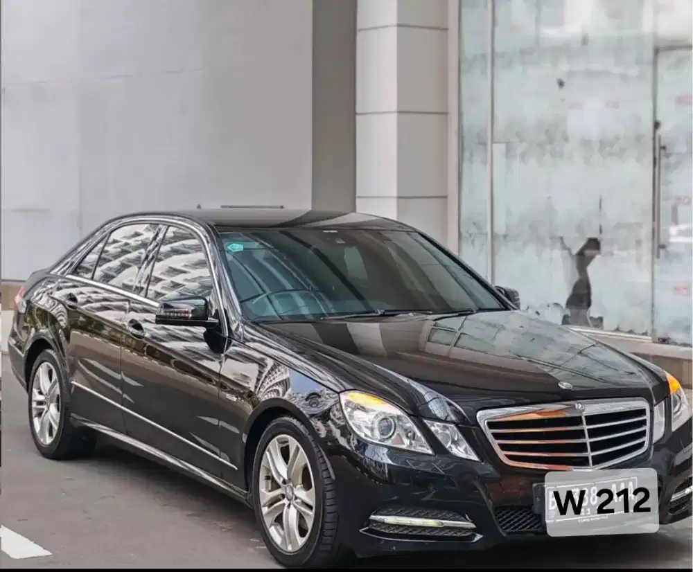 Mercedes benz E250 CGI Avantgarde Low KM