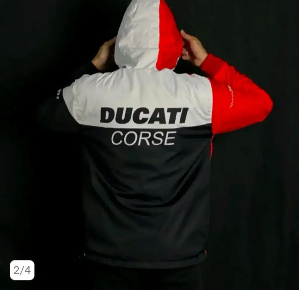 JAKET PARASUT DUCATI SIZE XL