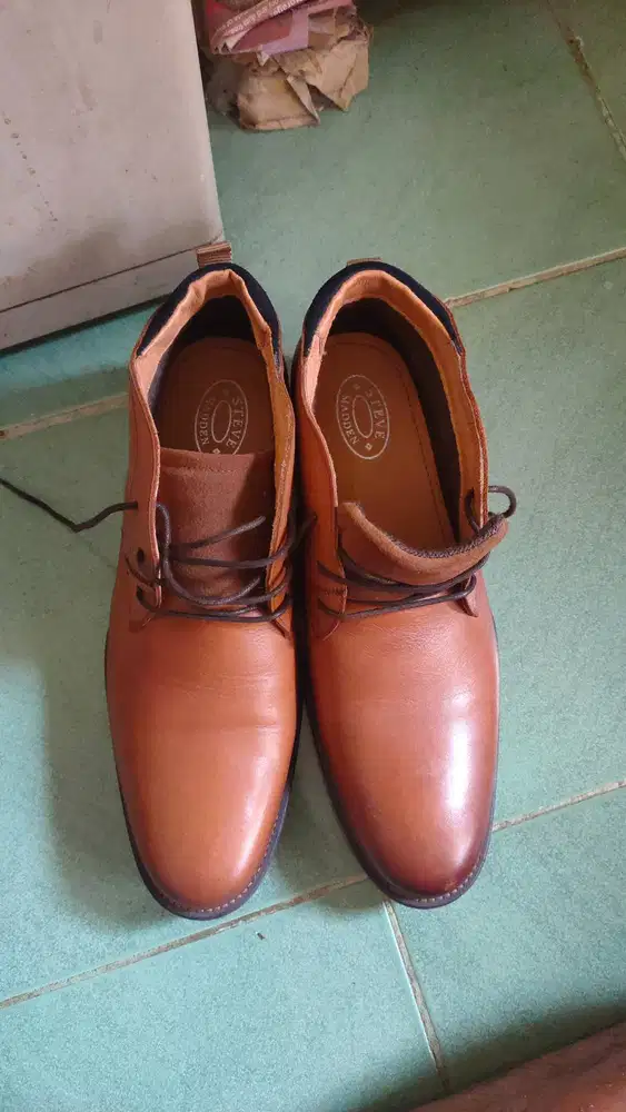 jual sepatu STEVE MADDEN masih berasa baru