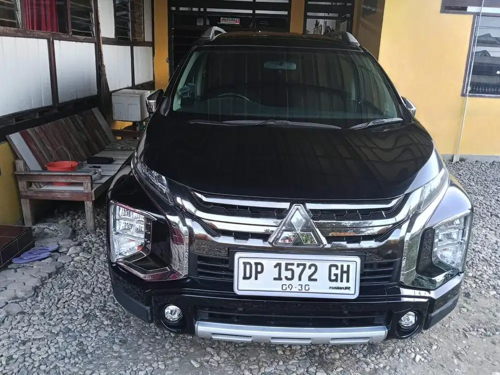 Mitsubishi Xpander Cross 2020 manual (MT)
