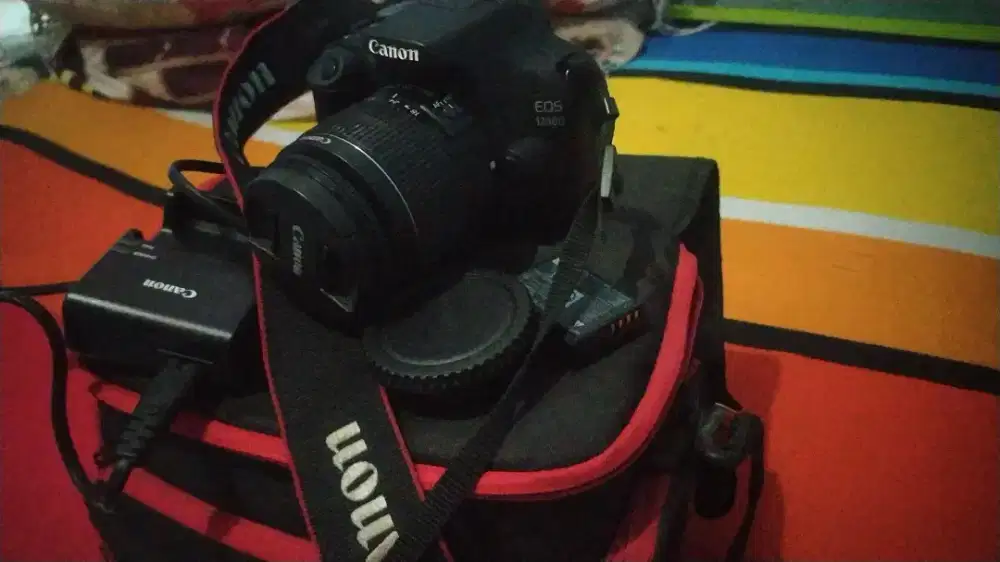 kamera canon 1200D