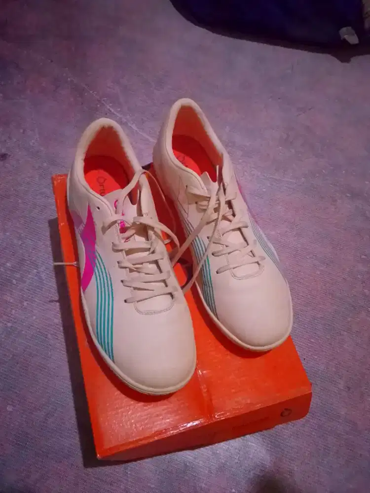 Jual sepatu cepat