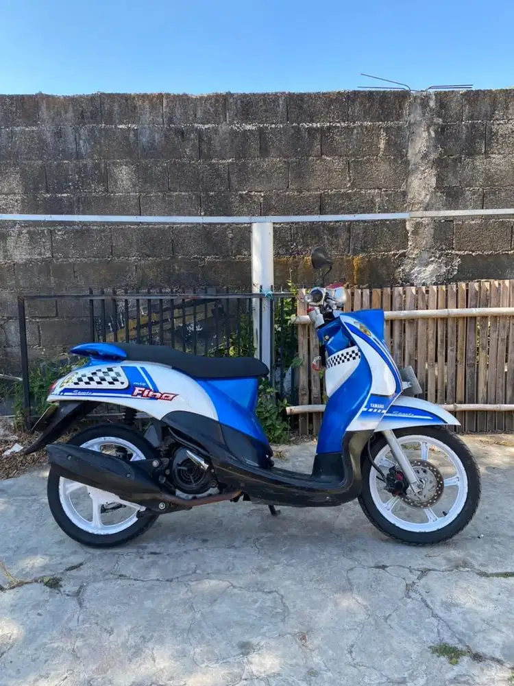 DIJUAL YAMAHA FINO KARBU ASLI BIRU