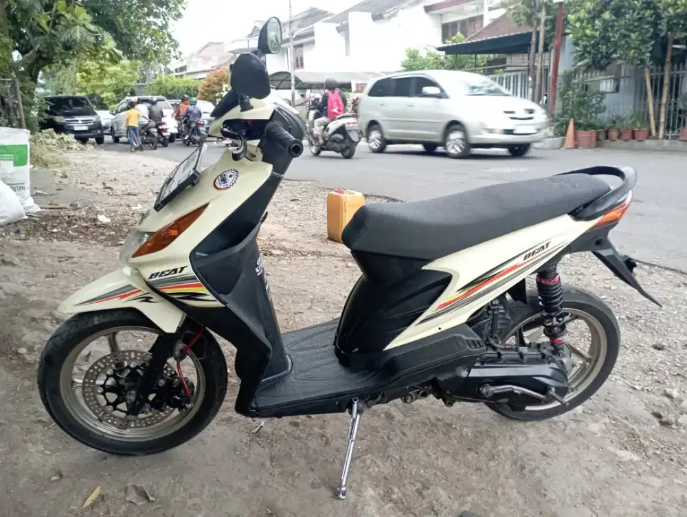 Honda beat tahun 2011