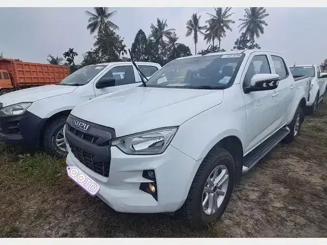 Isuzu D-Max Rodeo 1.9 Double Cabin Solar-MT -69QD