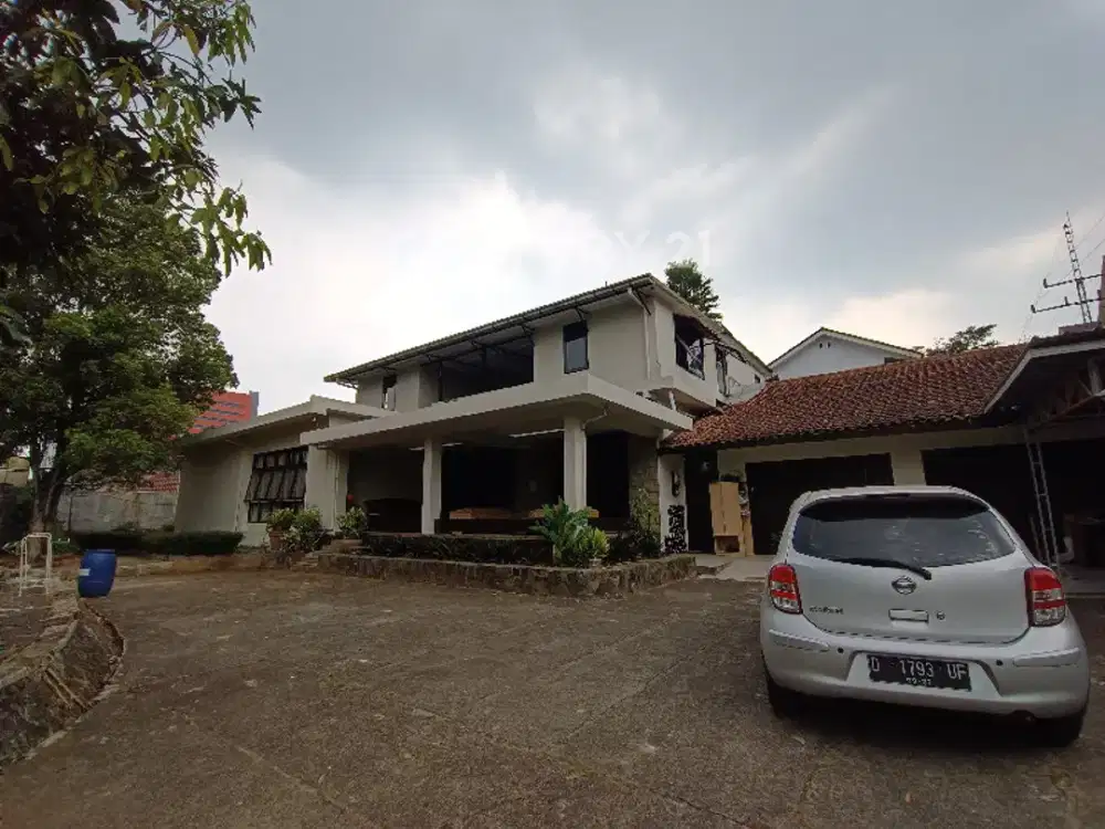 Rumah Cocok Untuk Cafe Area Ciumbuleuit Kota Bandung