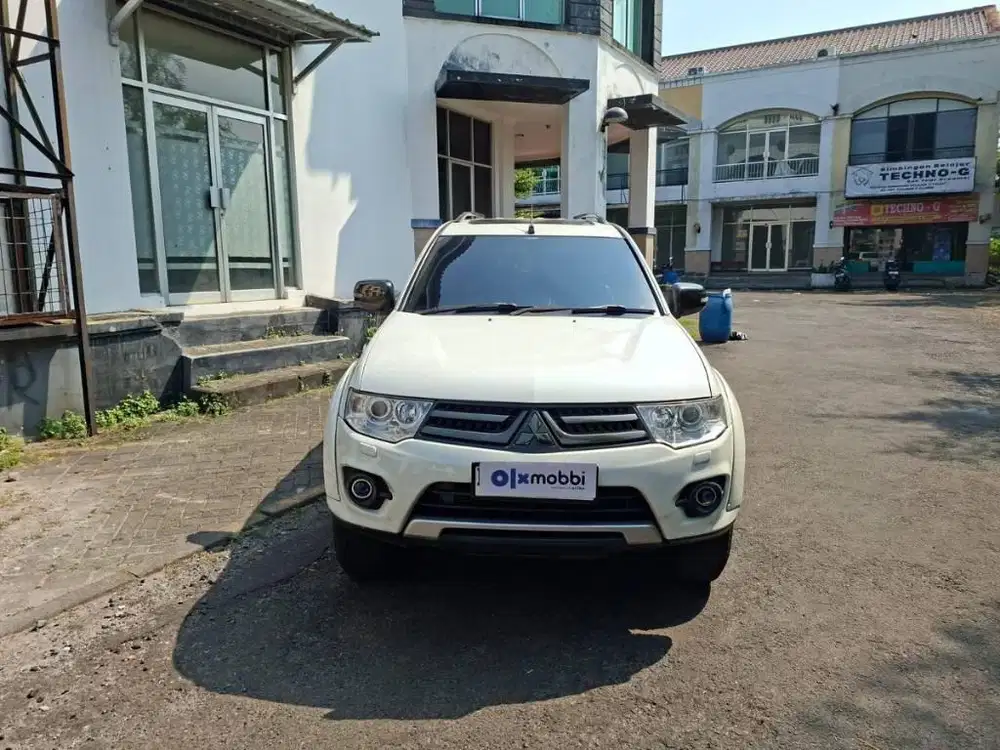 DP RENDAH - MITSUBISHI PAJERO SPORT 2.5 DAKAR 4X2 SOLAR AT 2013
