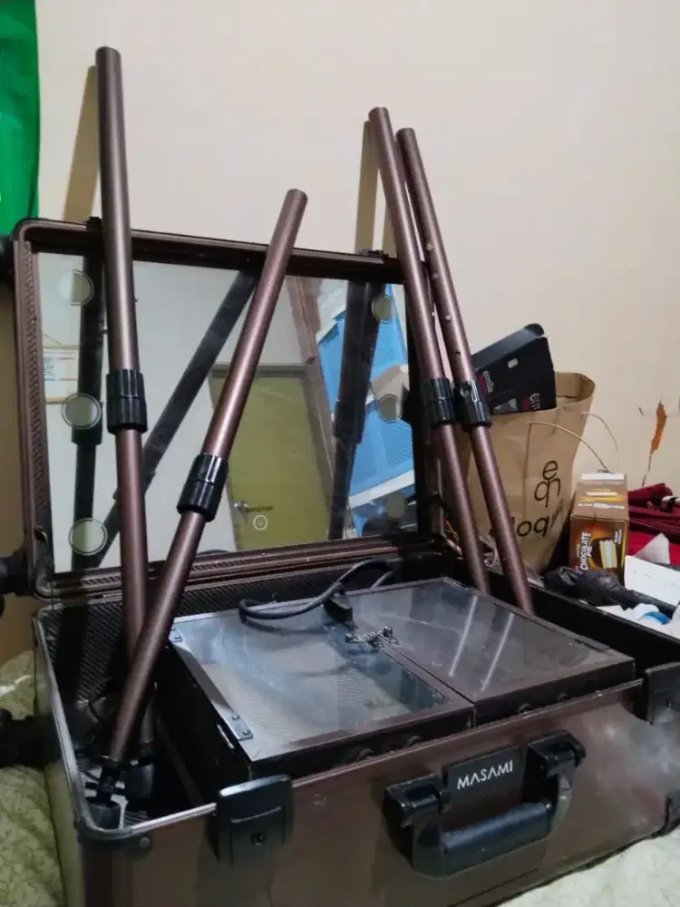 Dijual Beauty Case second tapi masih baru mulus