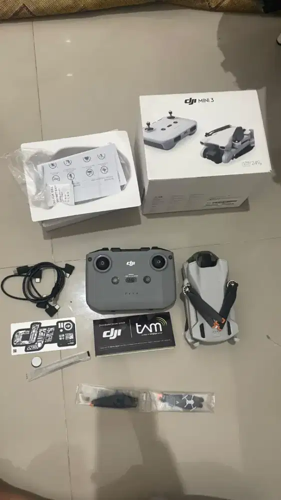 Drone DJI Mini 3 Basic, seperti baru tidak pernah crash. aman semua !