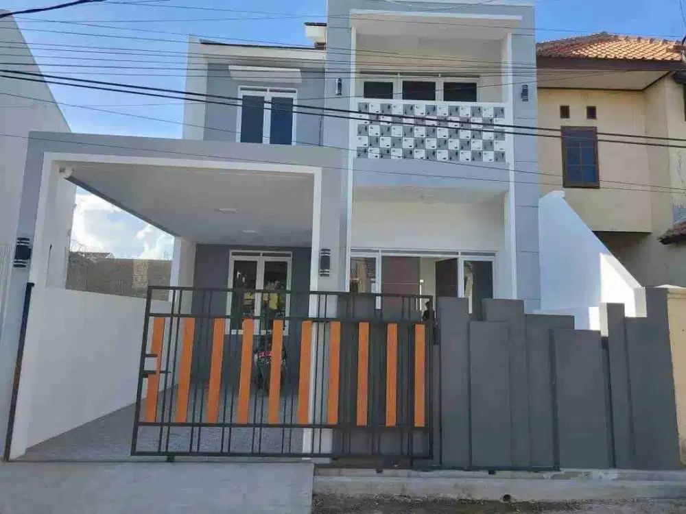 Rumah minimalis siap huni di komplek margacinta ciwastra bandung