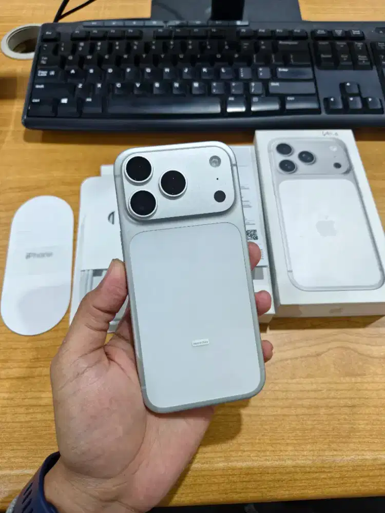Iphone 17 Pro SILVER 256gb Ibox BNOB