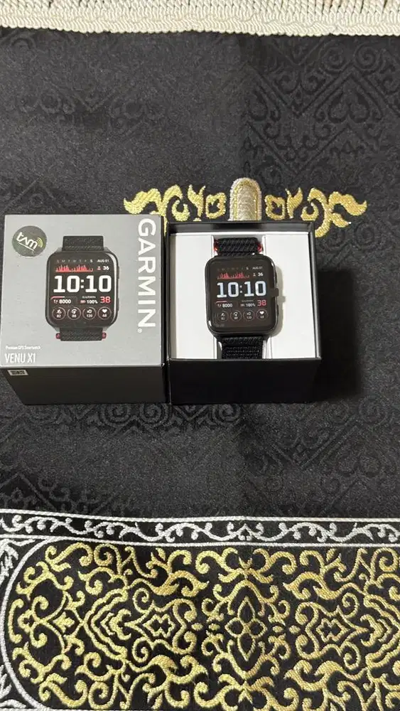 Garmin Venu X1.
