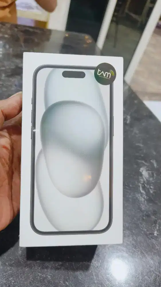 iphone 15 128 masih segel ibox