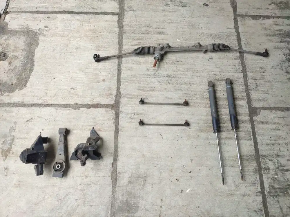 Paket Kaki-kaki & Engine Mounting Ayla 2015