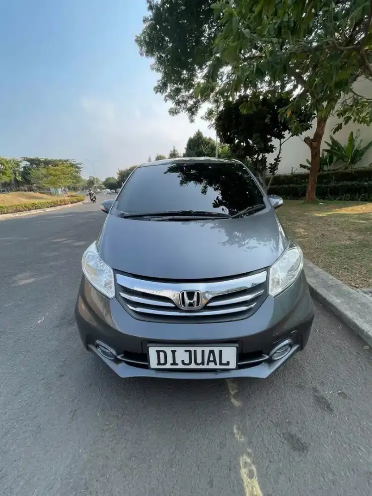 Honda Freed Type E/PSD Grey Metalic Jaminan Terbaik