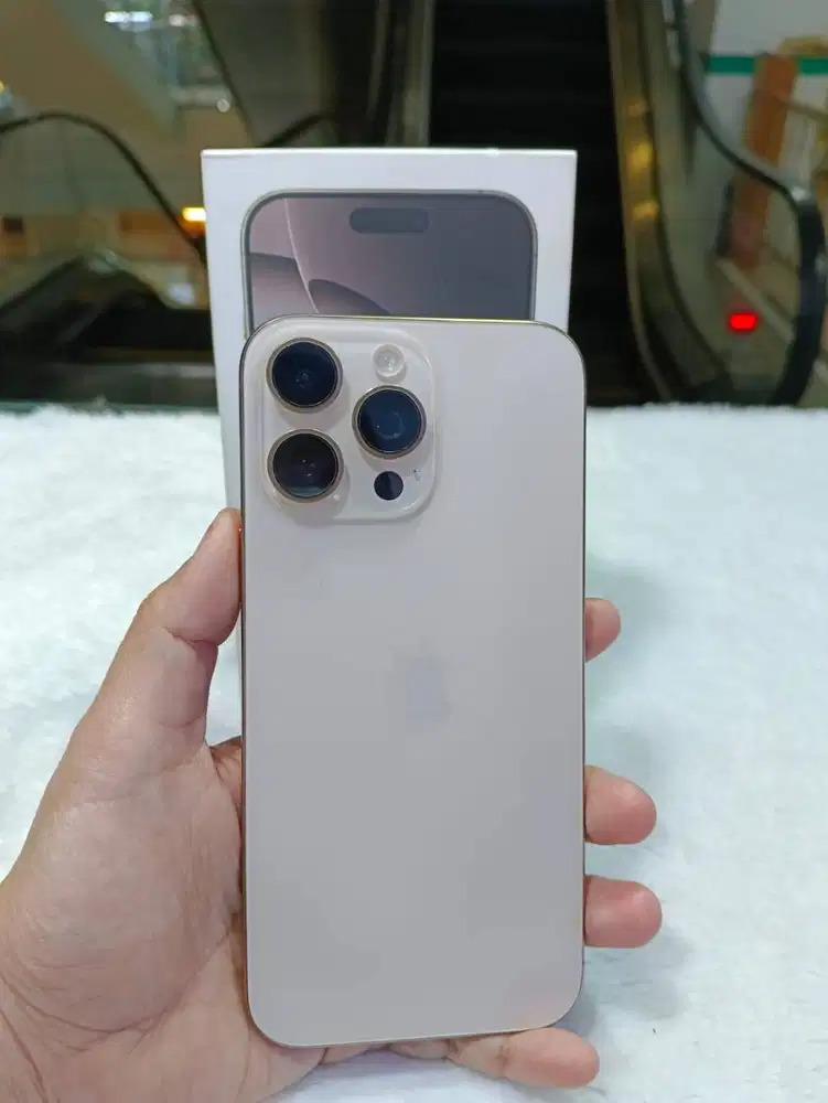 IPHONE 16 PRO MAX 256GB SECOND IBOX