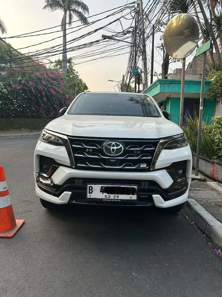 VRZ GR 2.8 2023 istimewah
