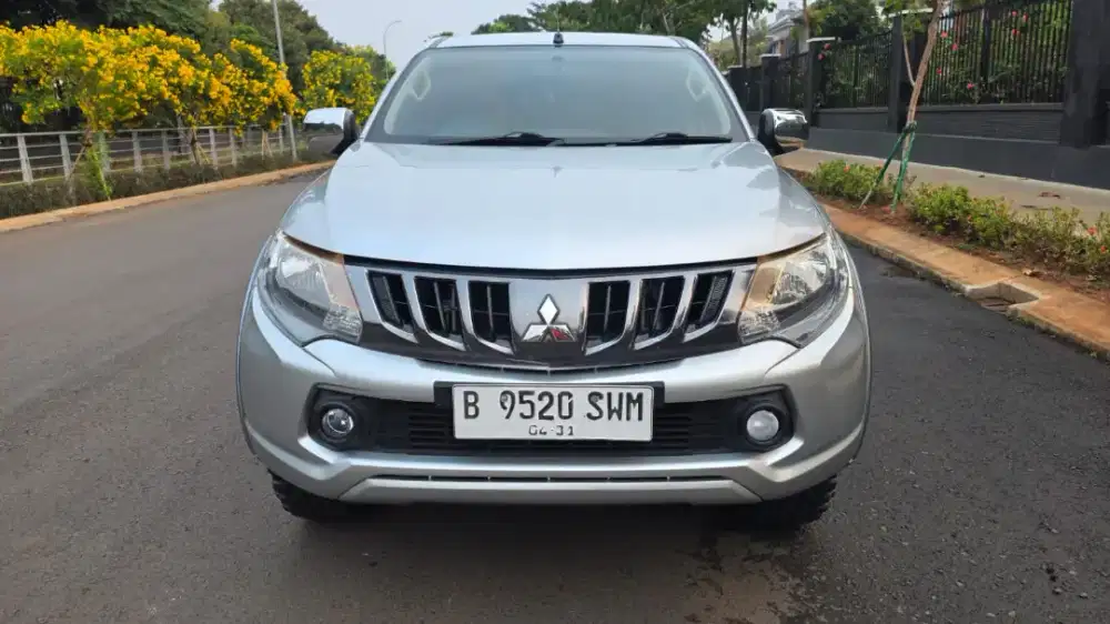 Mitsubishi Triton 2.5L DC 4x4 tahun 2017 manual
