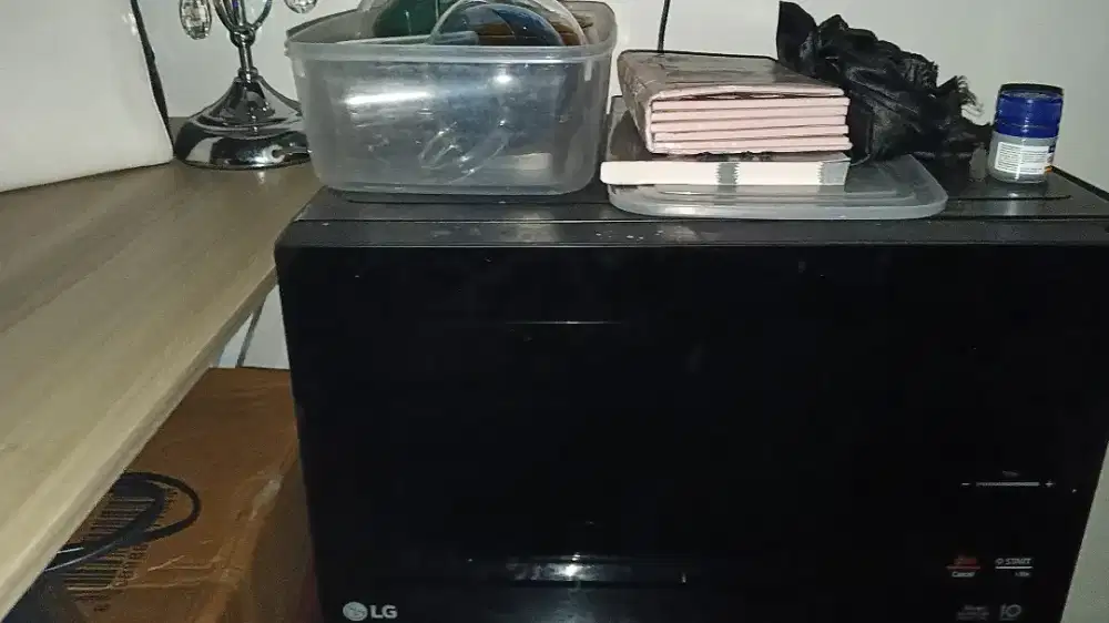 Microweve LG hitam