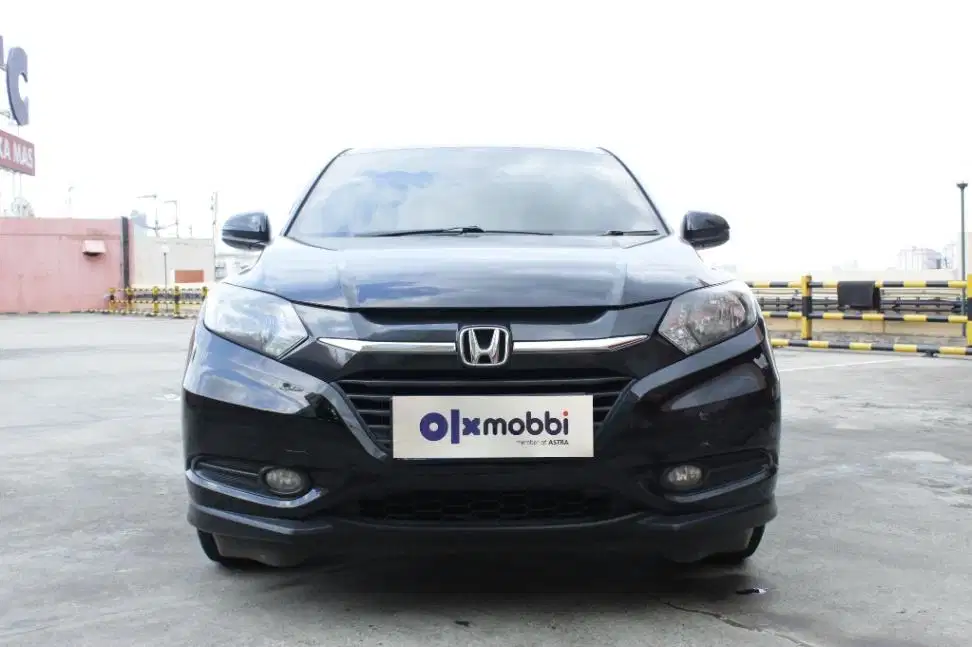 TDP 9, JT Honda HR-V 1.5 E Bensin-AT Hitam 2017