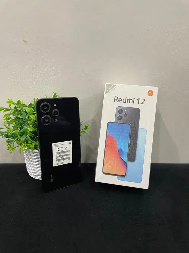 Xiaomi Redmi 12 8/128 Black mulus Fullset Sinyal Permanen All Operator