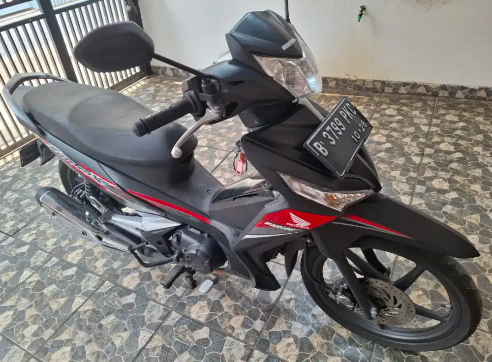 Pajak 10/2026 DKI km44rb, honda supra X 125 R CW DD charger 2021 mulus