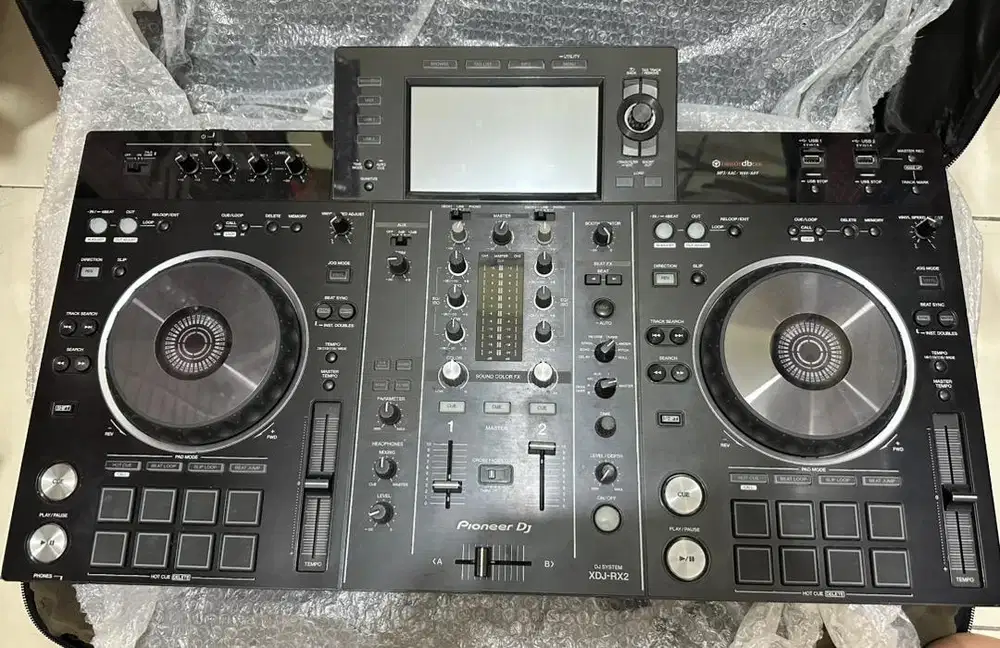 Pioneer XDJ RX 2 siap pakai