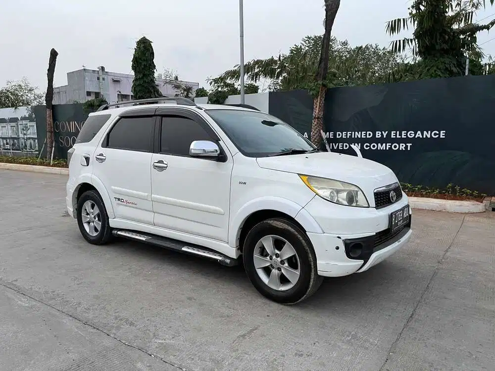 Toyota Rush S AT 2014 Bensin