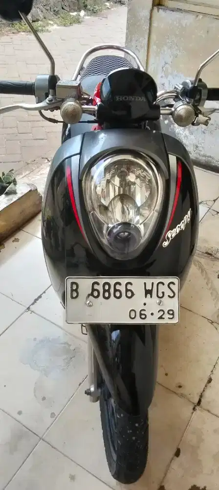 Honda Scoopy 2012