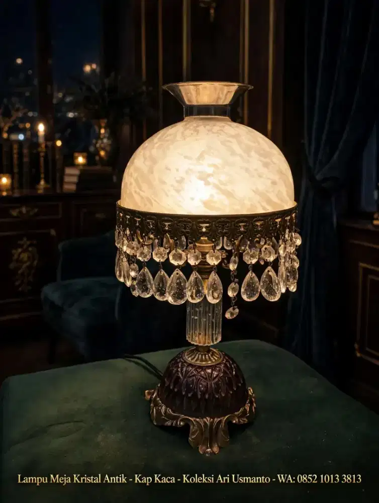 Lampu meja kristal vintage
