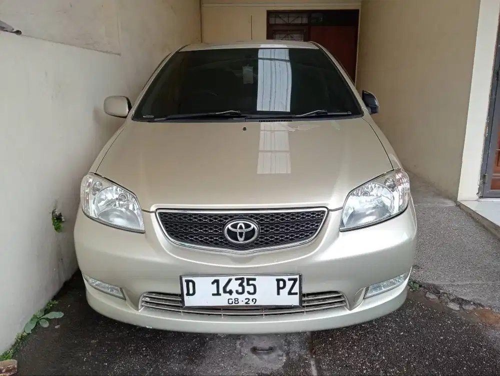 Vios 2004 At Bagus