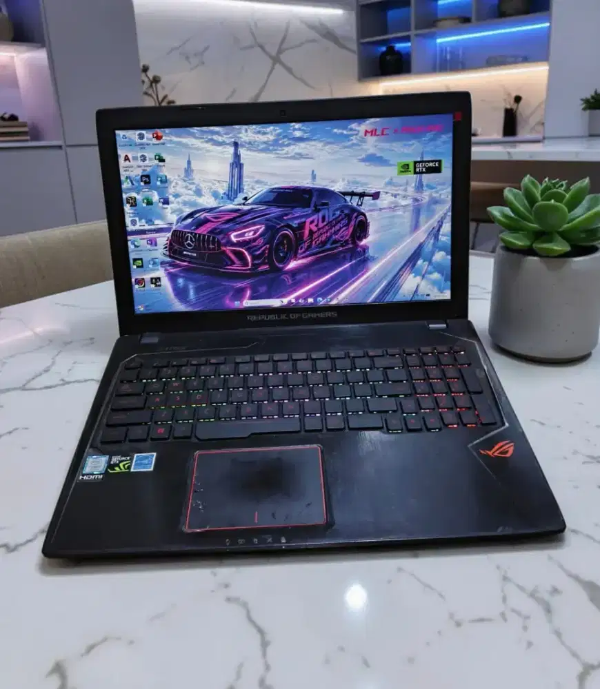 ASUS ROG STRIX-308 GAMING Design GL553VD-308 [RAM 8/512Gb GTX 1050]
