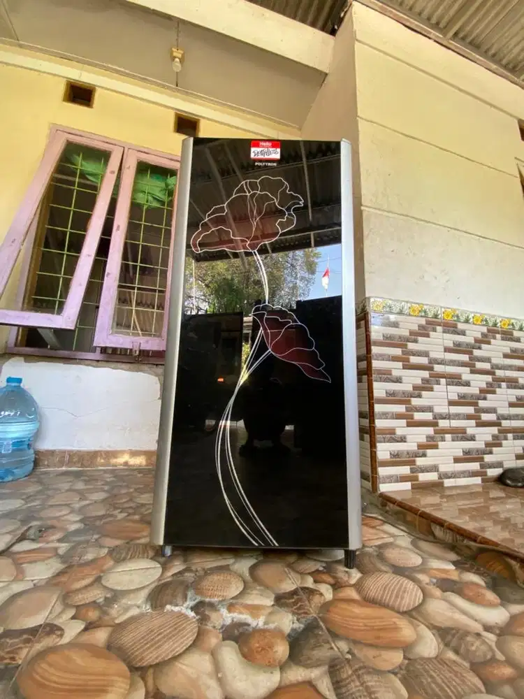 Jual kulkas polytron 1 pintu normal siap pake