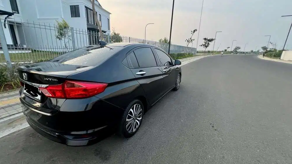 Honda City 1.5 E CVT 2017 Bensin