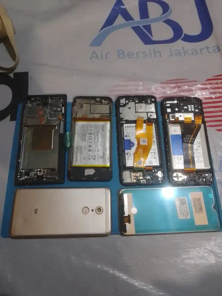 Dijual Borongan lcd Samsung dan Xiaomi kondisi bekas copotan