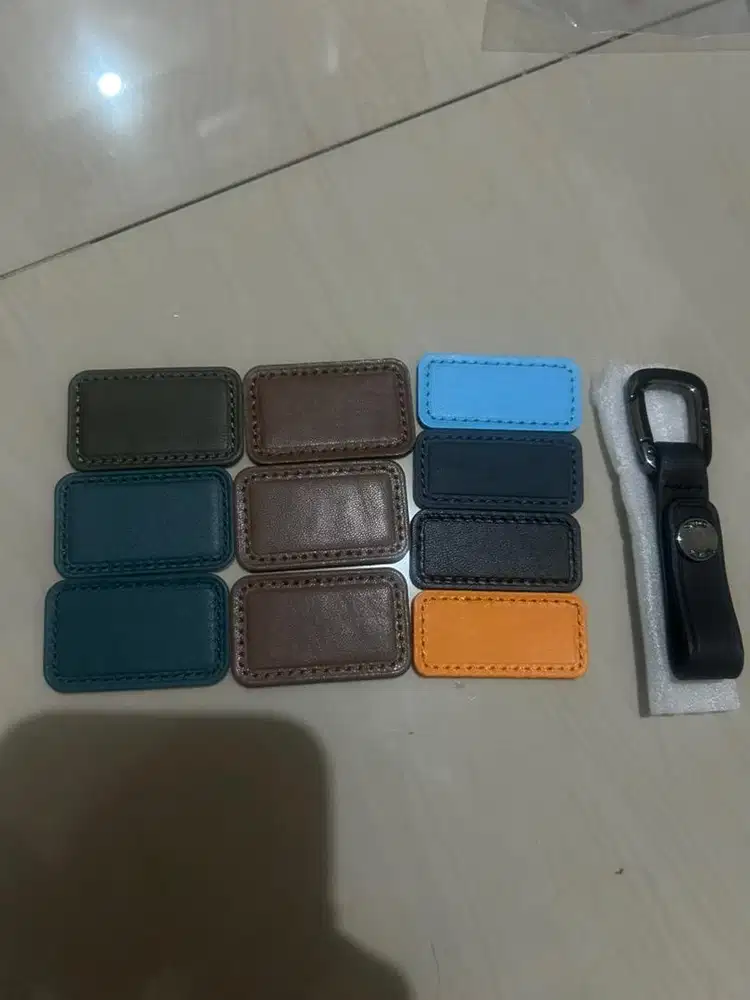 Tumi patch monogram