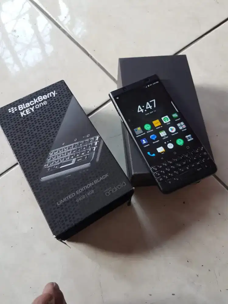 Blackberry Keyone special Black edition