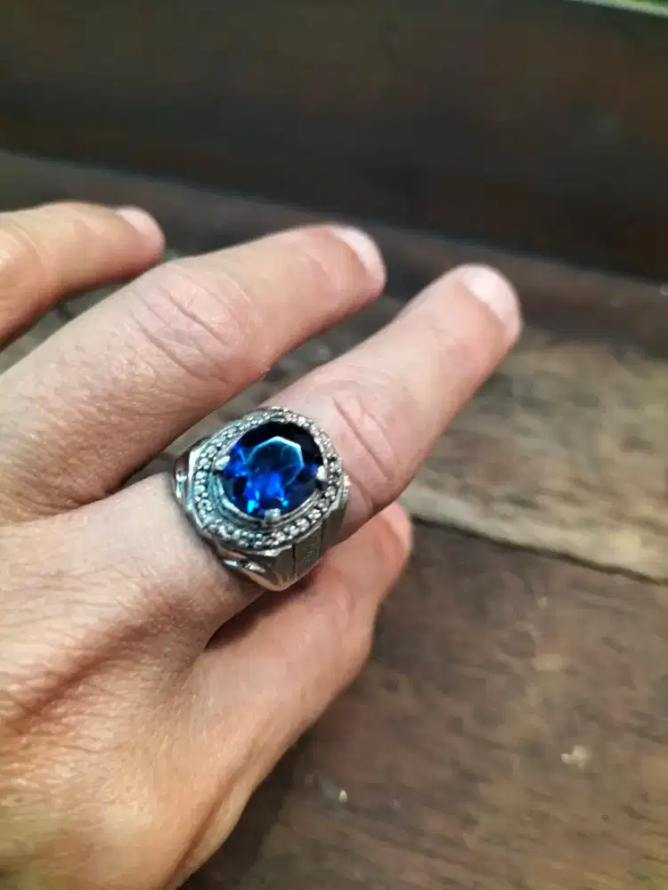 Cicin batu blue sapphire
