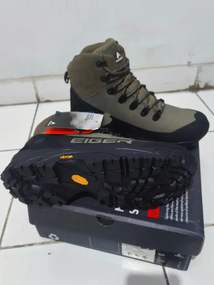 Sepatu Eiger eagle plum 2.0