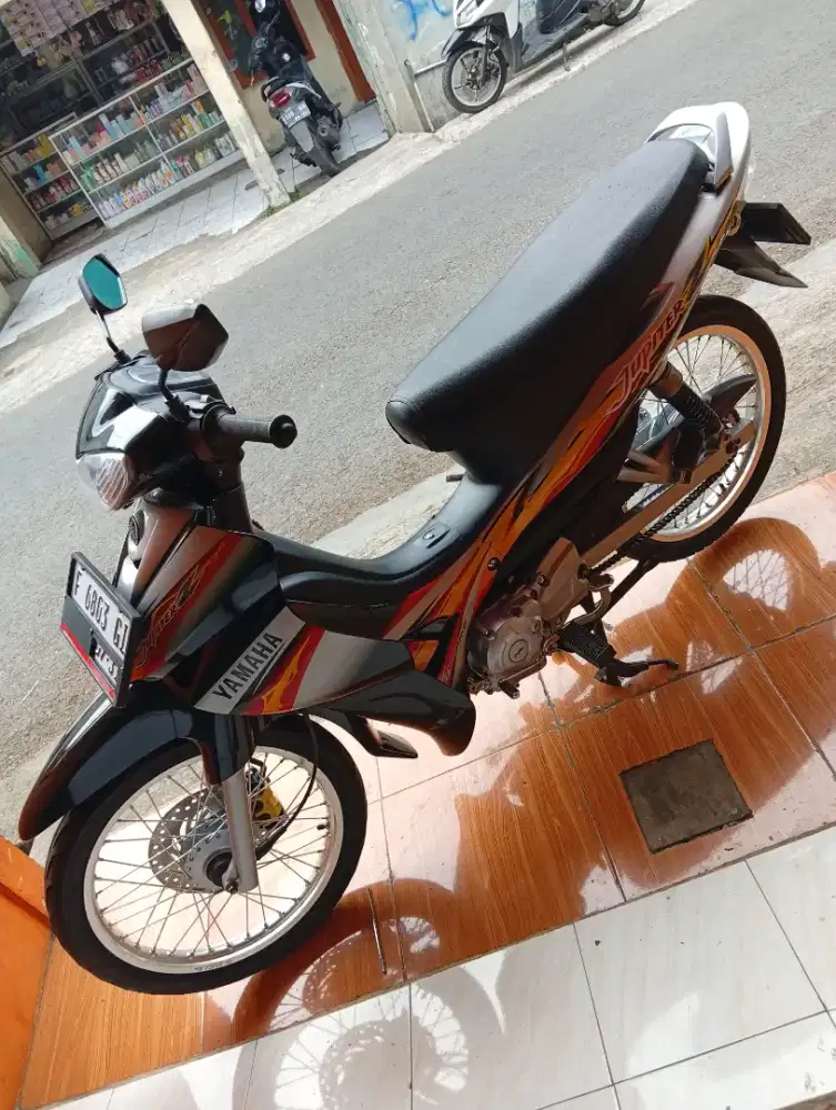 Jupiter z 2004  plat f bogor kabupaten