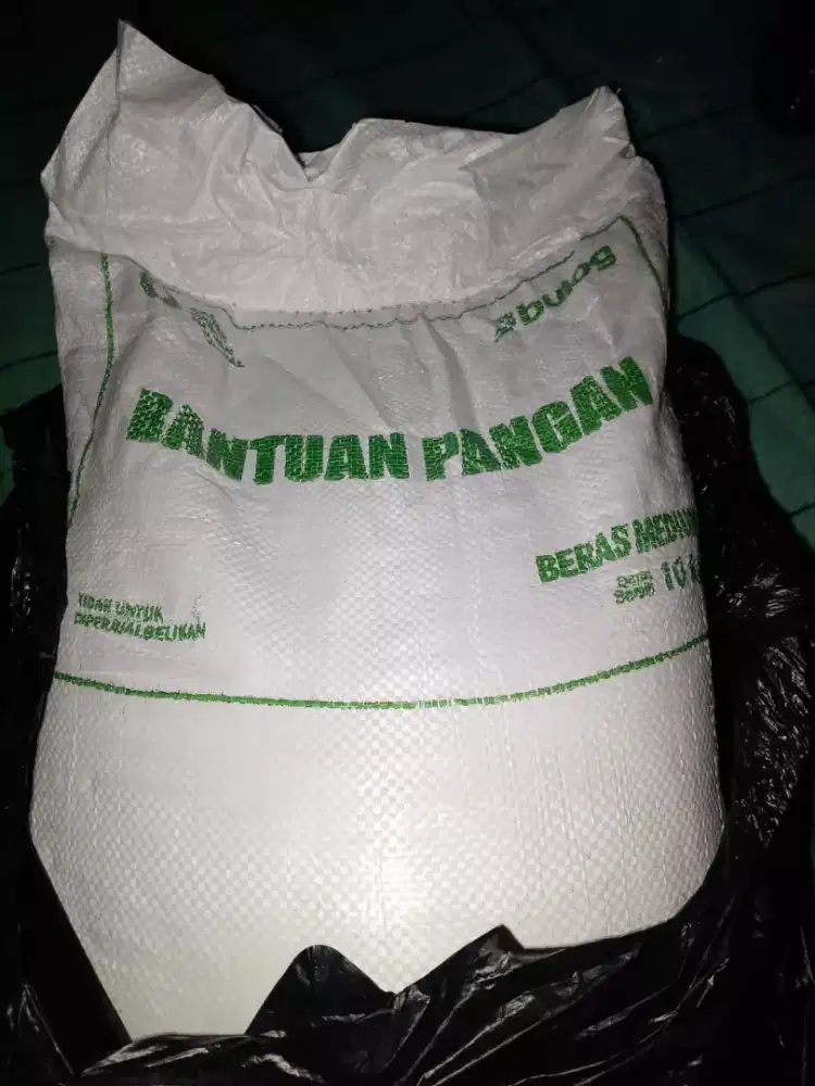 Beras bulog 200 (2 karung