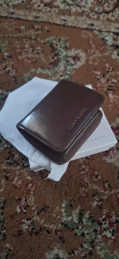 Dompet charles & keith